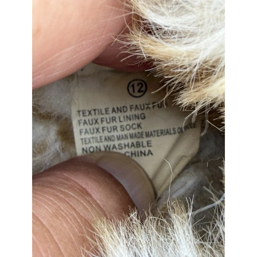 Target Kids Size 12 Brown Faux Fur Lined Moccasin Slippers Slip On. 1802